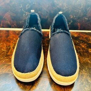 Navy Blue BOBS From Sketchers Women’s Slip On Size 9 Shoes With Memory Foam